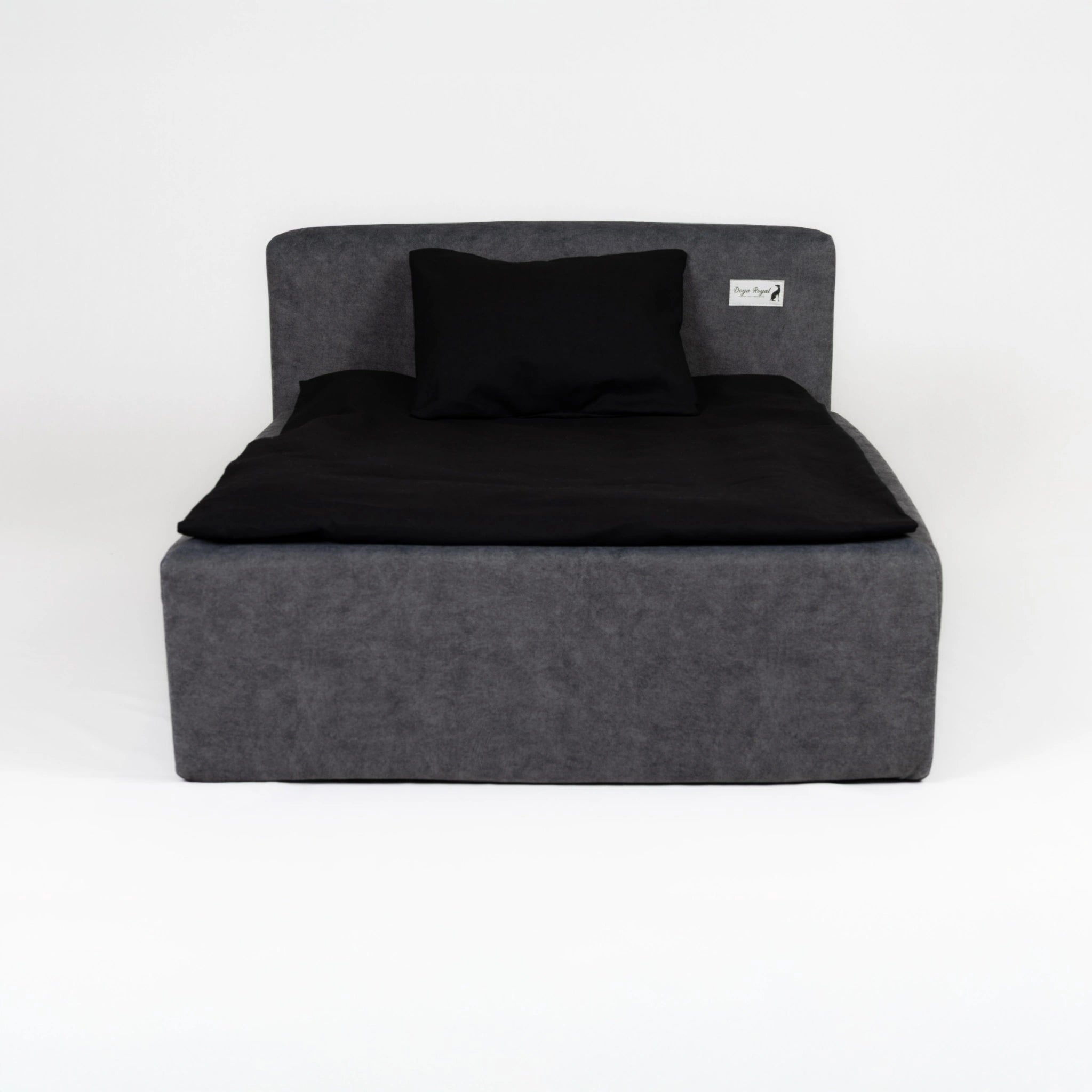 Medium luxury dog bed bundle with duvet and black cover – premium designer dog bed by Doga Royal for modern interiors.