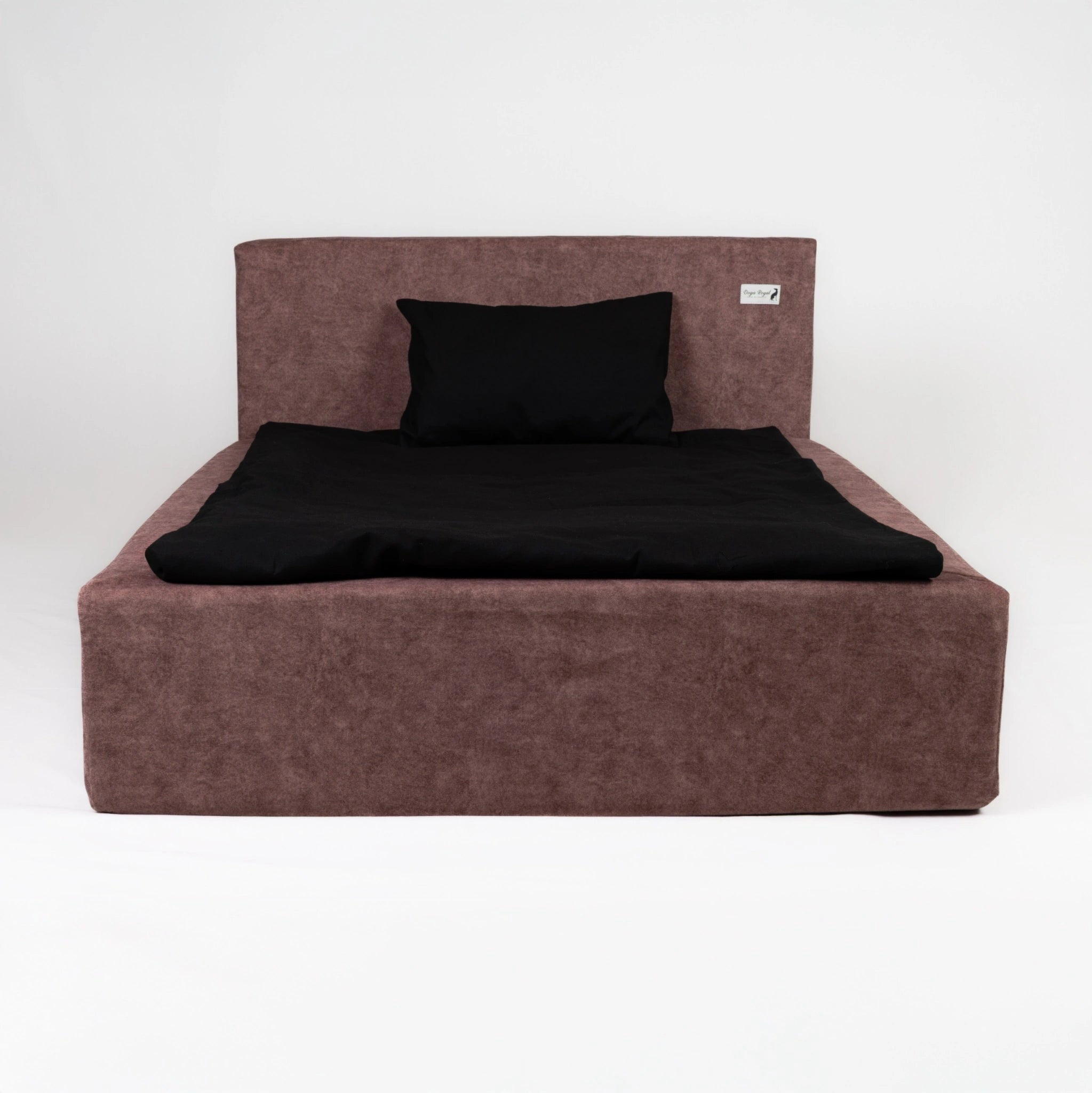 Large luxury dog bed bundle with duvet and black cover – premium designer dog bed by Doga Royal for modern interiors.