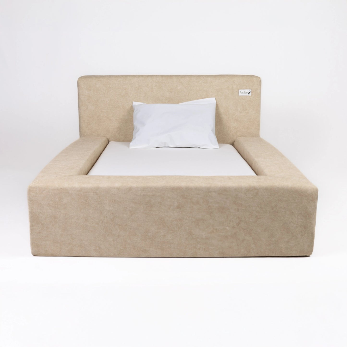 Large luxury dog bed – premium designer dog bed by Doga Royal for modern interiors.